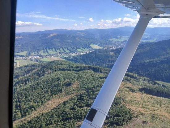 Rekognoskační lety za účelem monitoringu škodlivých činitelů